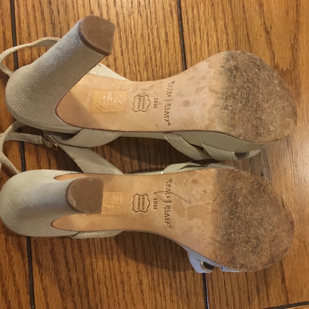 WHBM Cream leather outsole heels - Picture 3 of 5